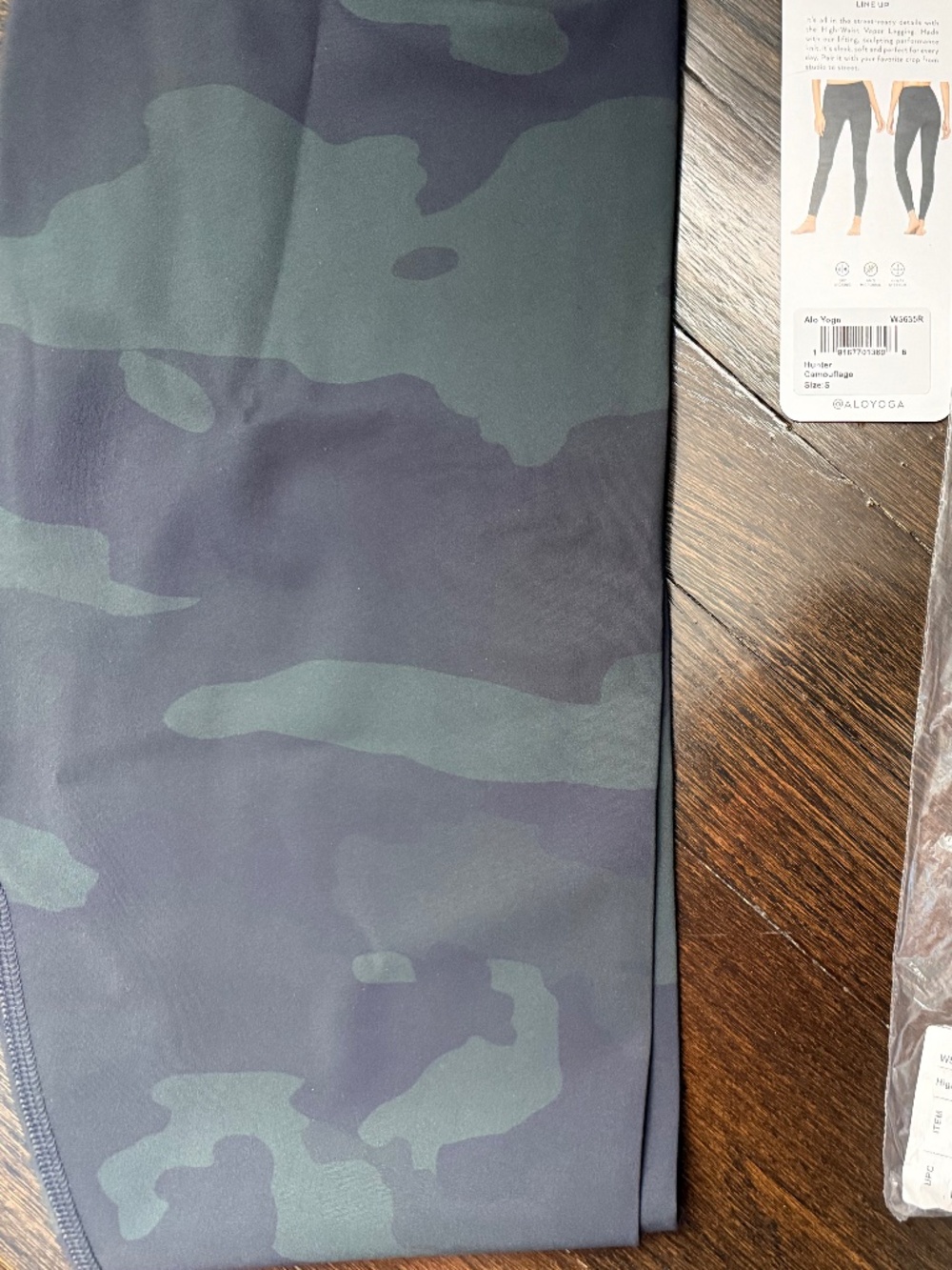 *nwt* alo yoga high waist vapor leggings hunter green sz S